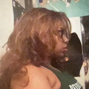 Meet your Posher, Adore